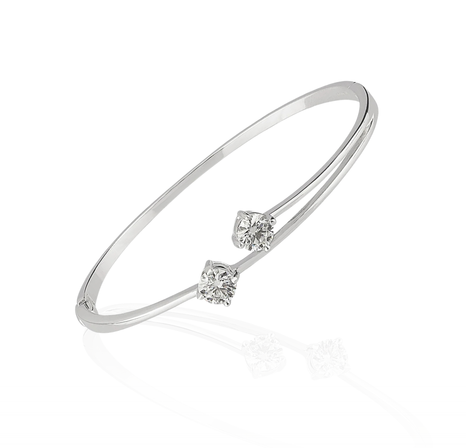 What are moissanite diamonds?