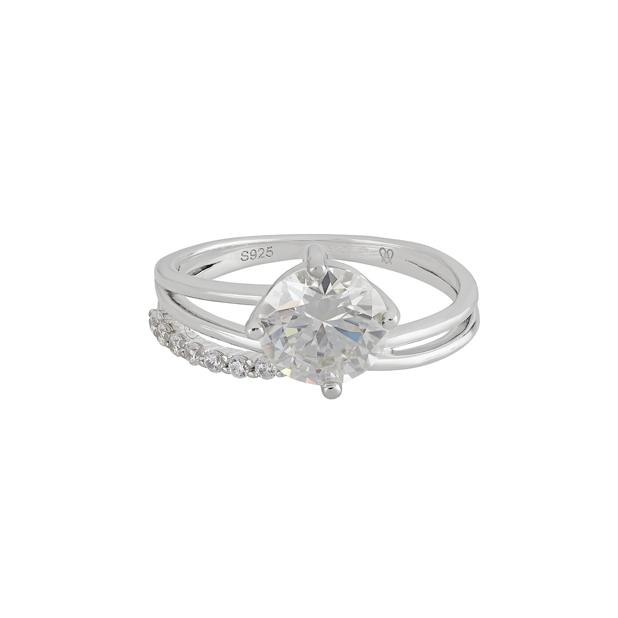 moissanite stone ring