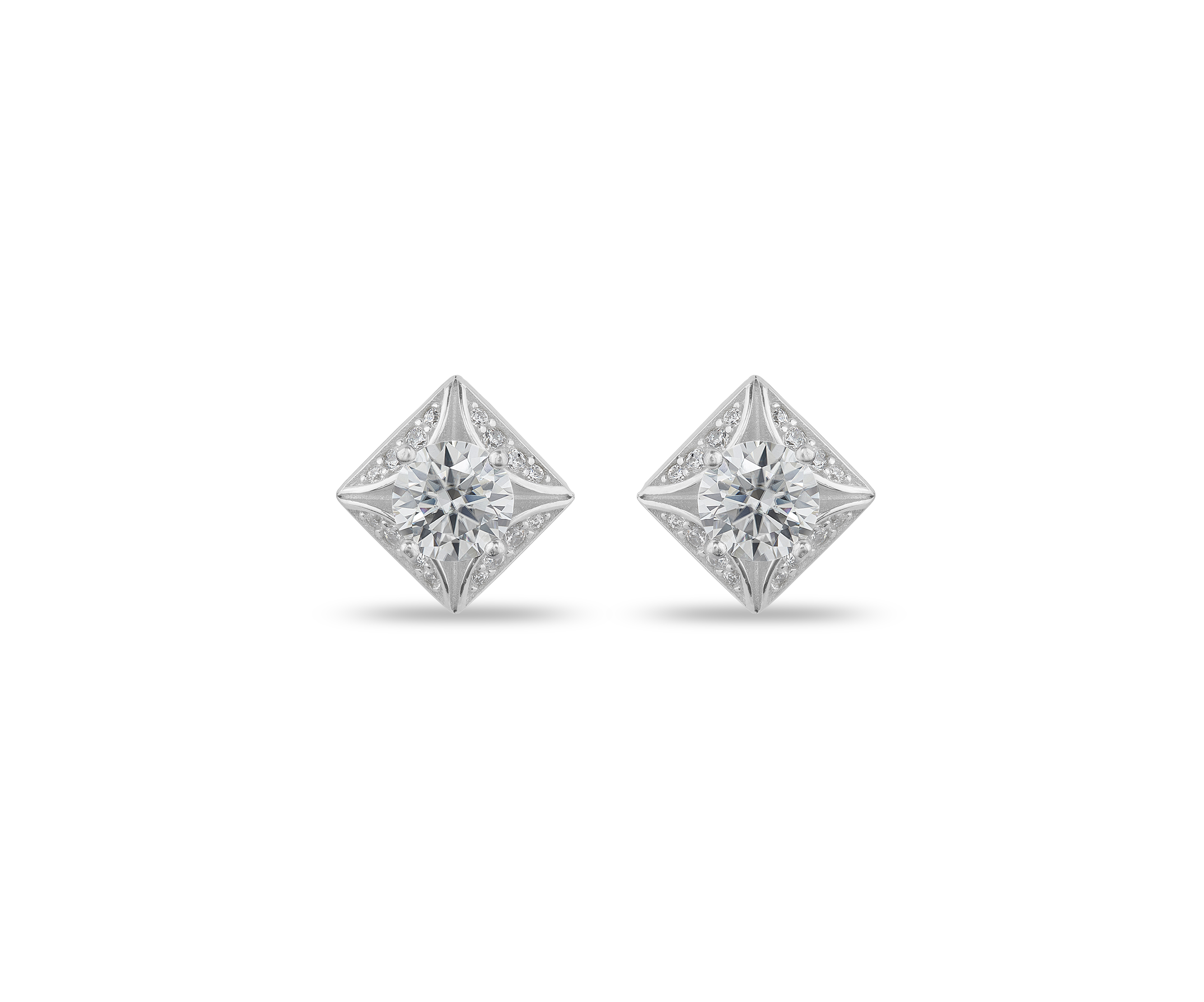 diamond stud earings