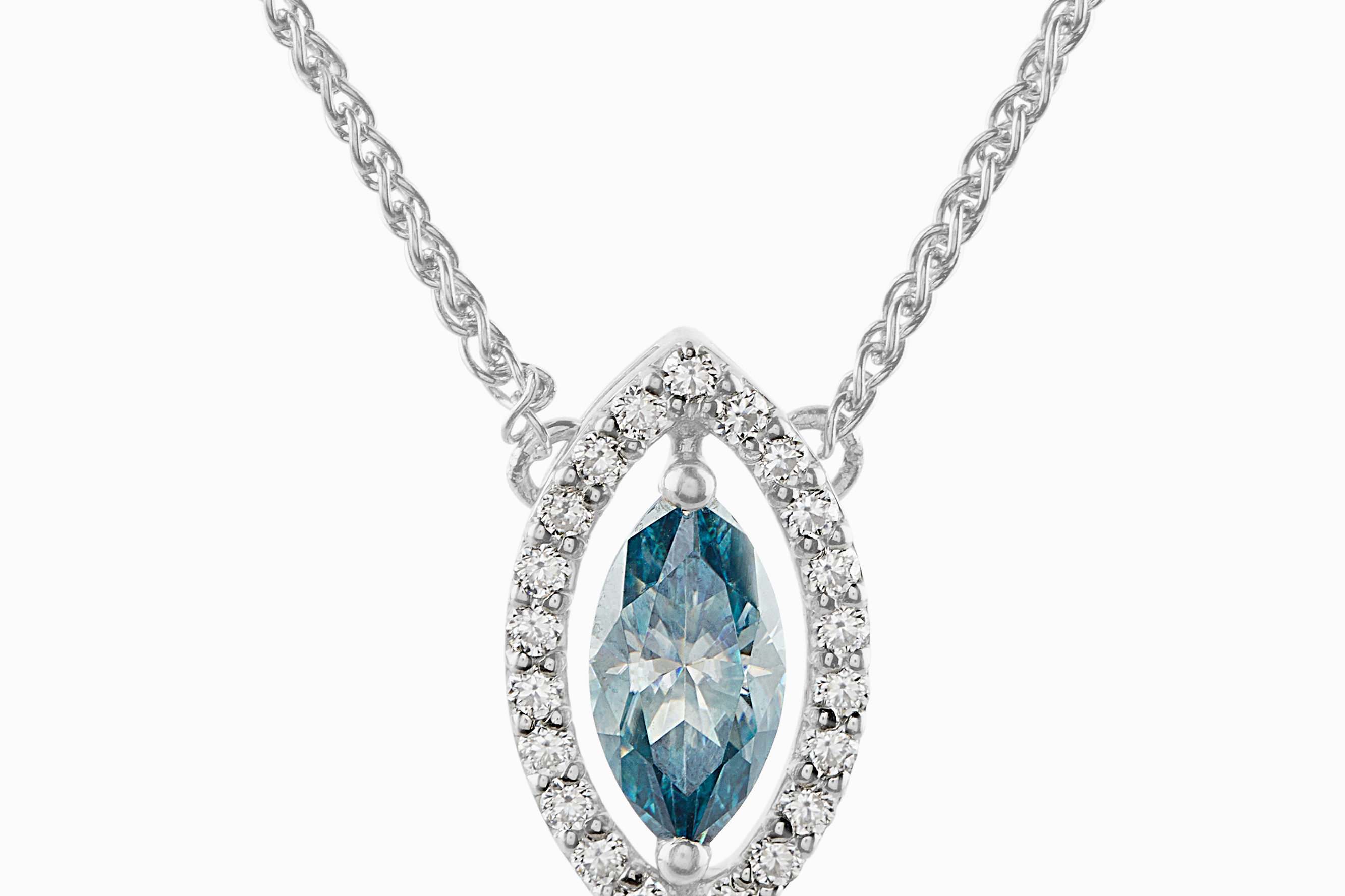 pendant necklace for women